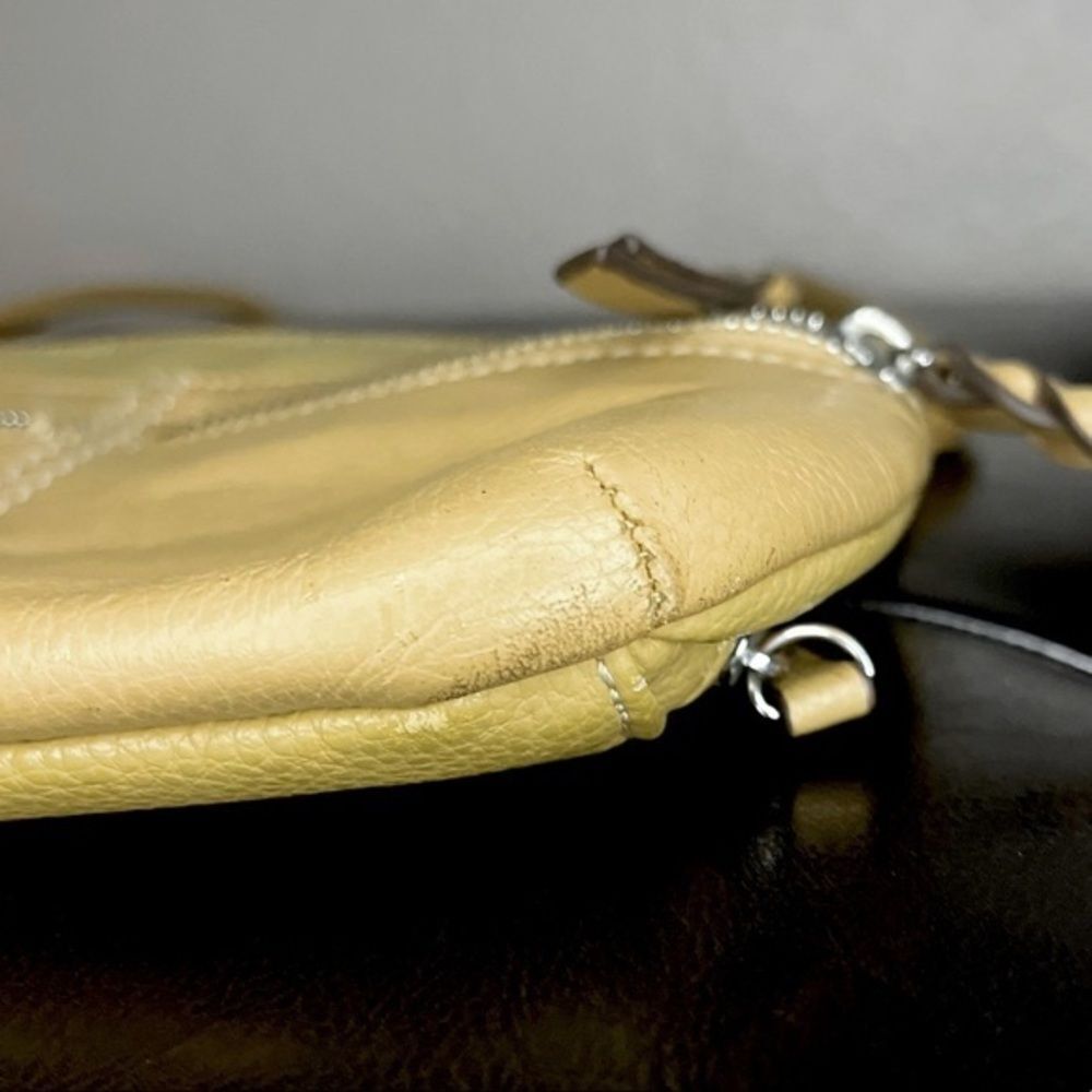 Tignanello Tan Bag Brown Crossbody Small Purse Leather Pebbled With Pockets EUC‍ - Picture 5 of 9